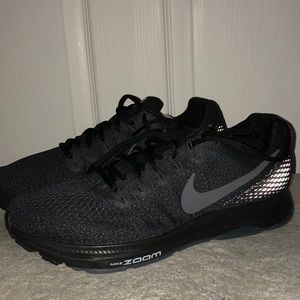 Nike Zoom All Out size 9.5 men